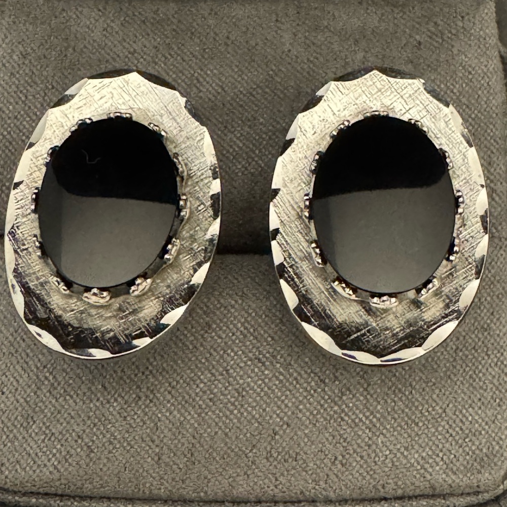 SWANK Black and Silver Cuff Links